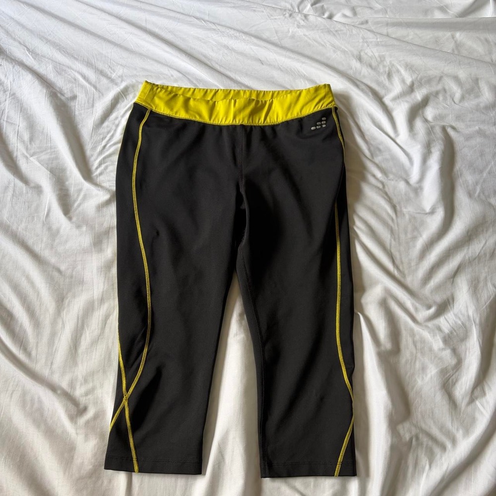 Y2K yellow waistband Capri leggings medium UCG women's